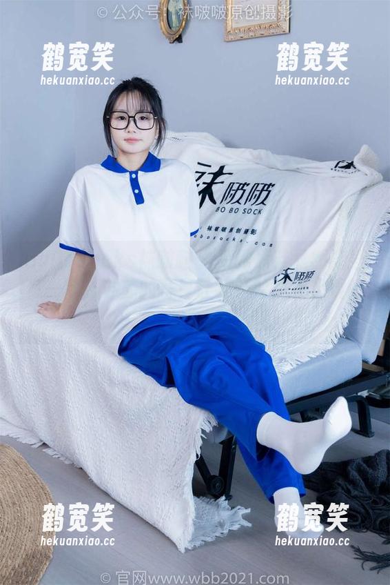 BoBoSocks袜啵啵-苏苏 BoBoSocks袜啵啵 - 高跟凉鞋竟然能摇身一变,苏苏的写真让我开始了无止境的想象。