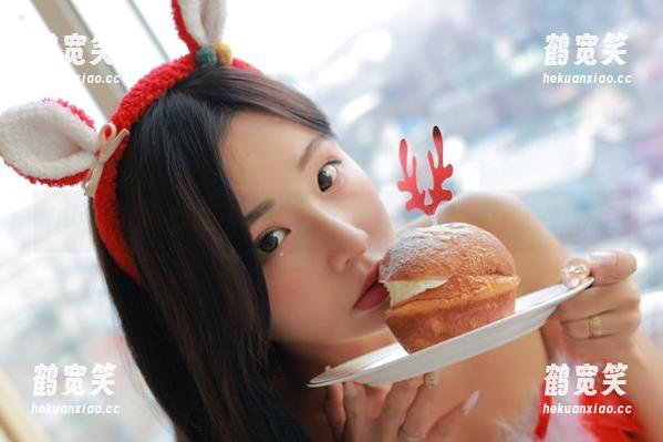 Habin夏彬(하빈)清晨精选：你以为我在睡觉，其实我在摆拍！