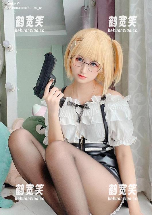 说实话，KuukoW久岐忍这组写真就像福利大礼包，拆开可真开心！