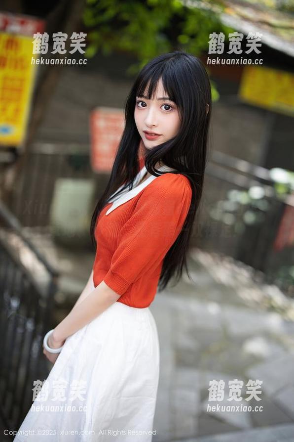 Xiuren秀人网-媛媛酱belle Xiuren秀人网 - 媛媛酱belle的图包:草地、沙滩、还有那一双裸足!
