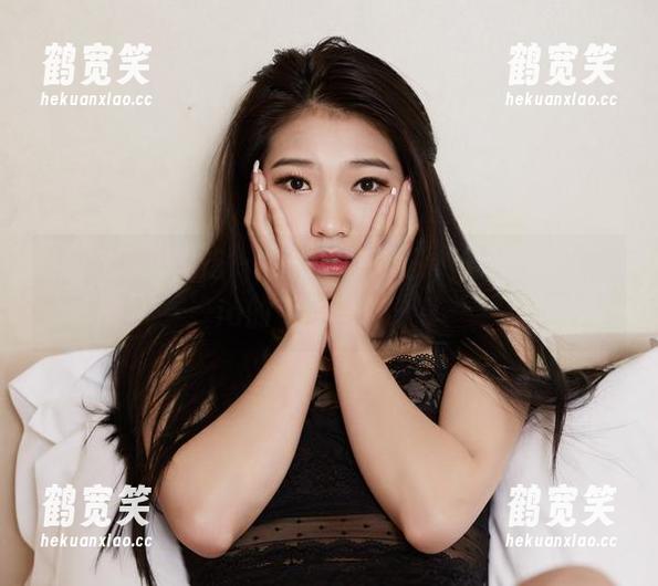 YouWu尤物馆-陆萱萱Cecilia YouWu尤物馆 - 拯救冰冷夏日,陆萱萱Cecilia的毛衣写真分享