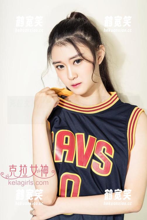 克拉女神-赵雨静 克拉女神 - 当赵雨静与天台相遇,美图与写真上演的凉爽对话