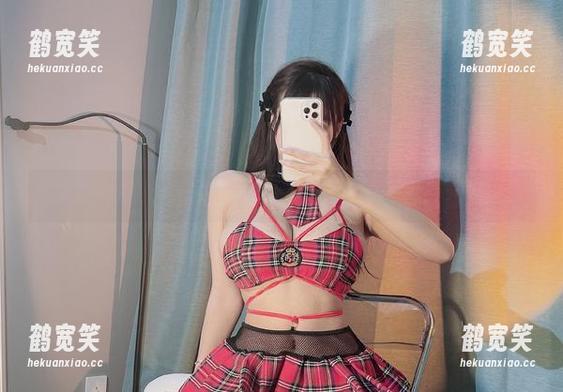 兔宝妮to 微密圈 - 兔宝妮to黑丝合集:穿上这双袜子走路都带风了!