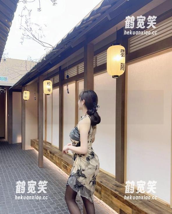 周妍希 微密圈 - 棉袜不只保暖,还有周妍希的美图更新,就让人舍不得往下划了。