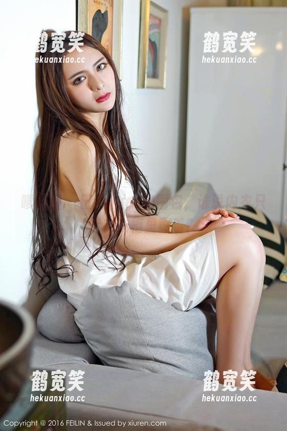 嗲囡囡 - 伍月yuer的图包，谁说内衣只能在衣柜里藏着？