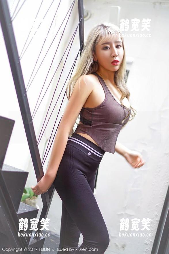 嗲囡囡-果儿victoria 嗲囡囡 - 直击心底的美图,果儿victoria和她的美脚有一腿