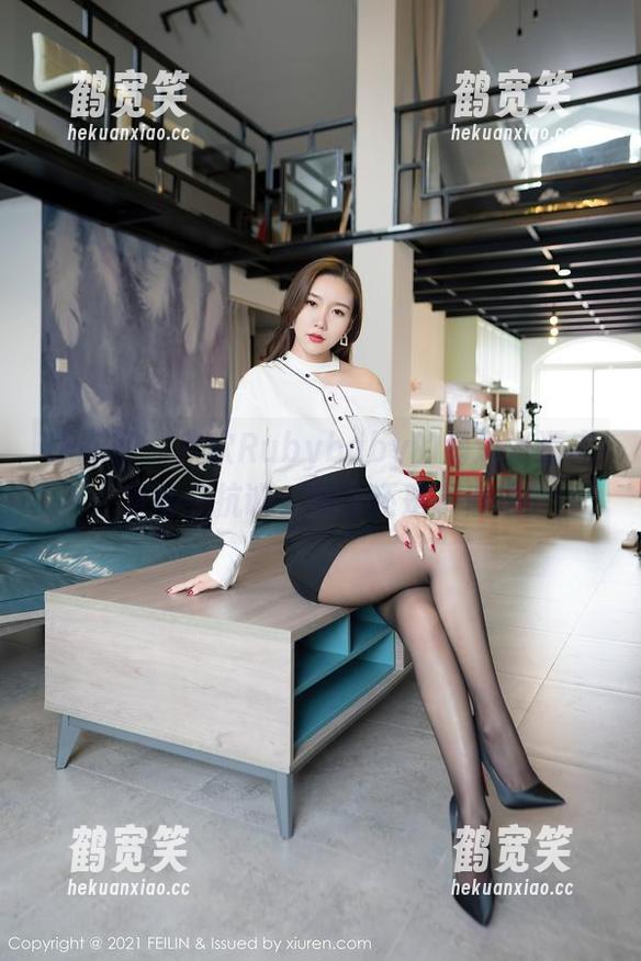 嗲囡囡-欣欣Rubybaby 嗲囡囡 - 欣欣Rubybaby的海边资源库:海鸥在抗议,模特还是不停拍!