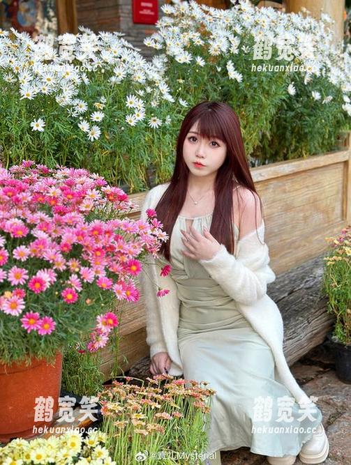 宝儿mysterial 宝儿mysterial拍的写真,路过的我心里默念:这才是理想中的天使吧?