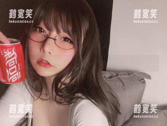 小泉学姐吖 小泉学姐吖的奶牛图,看得我都想下载一个了…