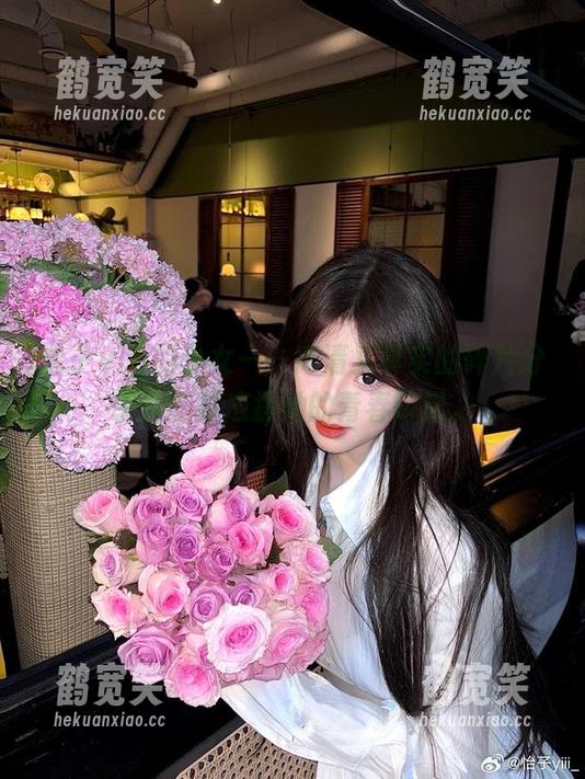 怡子yiii 怡子yiii的少女——高清又真实的碎片分享,随时应援她的青春印记。