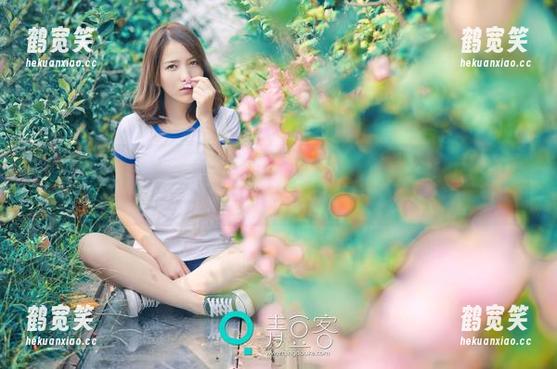 推女神-潇同学 推女神 - 说好的教室主题,没想到潇同学的高清写真触动我心底的某根弦。