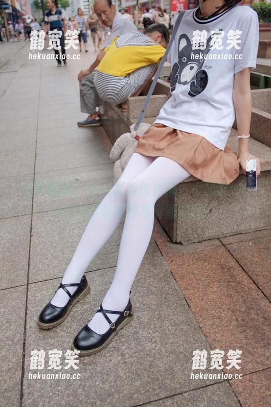 森萝财团-小奶糕Milky 森萝财团 - 不一样的修女风,小奶糕Milky带你看福利写真新花样!