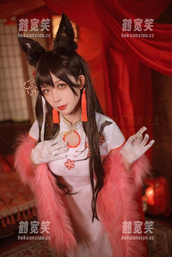 视线停留在樱落Selena的小天鹅女仆上，这福利不就是为了让人直流口水？
