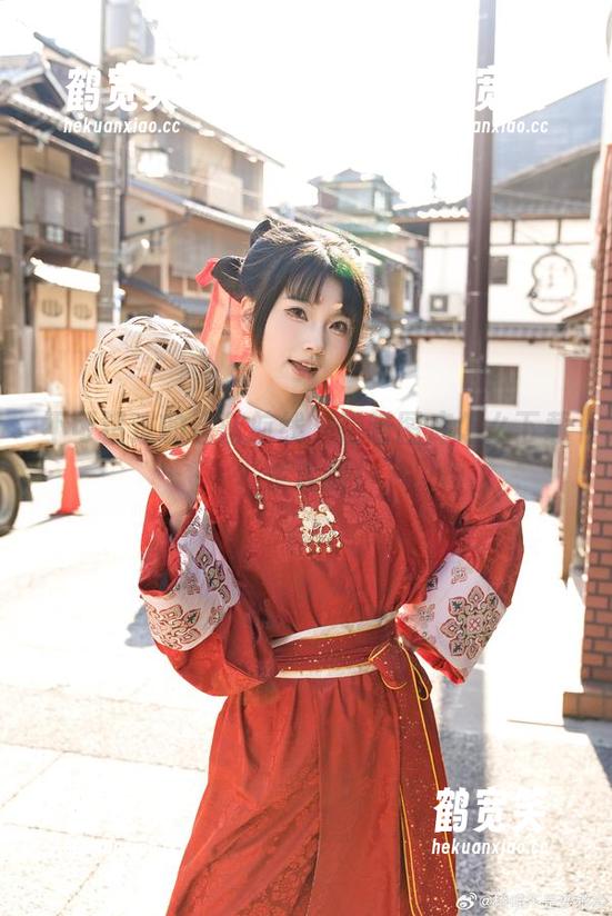 不可错过的碧蓝航线，橙喵图库怎么下载？求攻略！