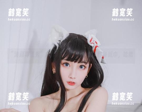 “清颜真德秀”全套丝袜照，下载前请自备纸巾，哈哈