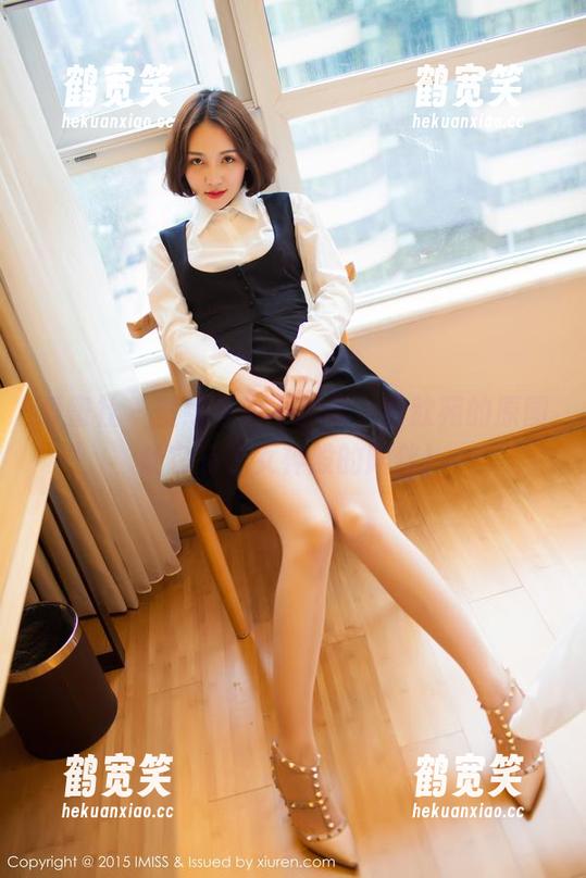 爱蜜社-黄歆苑 爱蜜社 - 壁纸再也不孤单,黄歆苑的原图让它有了女神般的陪伴!