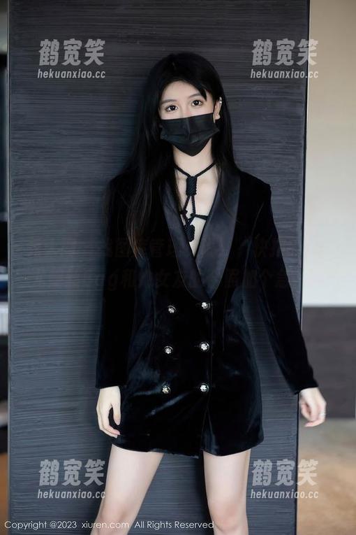 秀人网-Egg-尤妮丝Egg 秀人网 - 找图库管理员说:‘快把Egg-尤妮丝Egg和她女友的合照加个急!’
