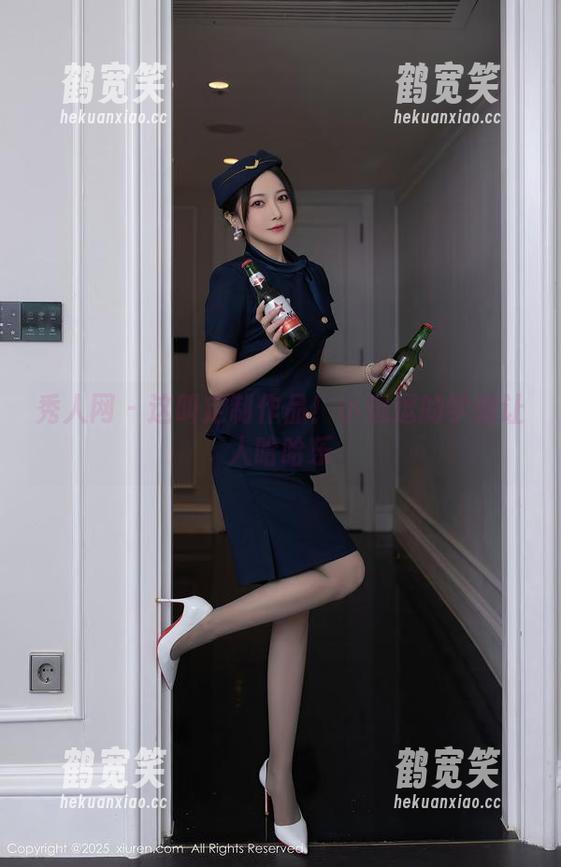 秀人网-小逗逗 秀人网 - 这叫定制作品!小逗逗的学姐让人哈哈乐