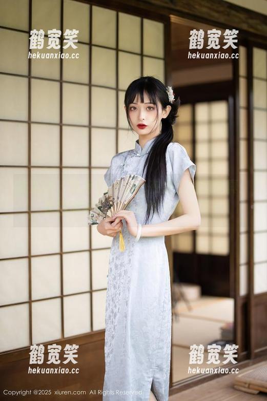 秀人网 - 沐言yanyan在办公室的写真：原图时间到，看你敢不敢点开！