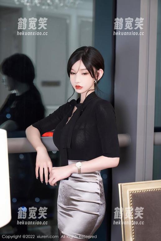 秀人网-黎秋秋 秀人网 - 黎秋秋的短裤——这个夏天,你的目光都被他吸引住了吧。