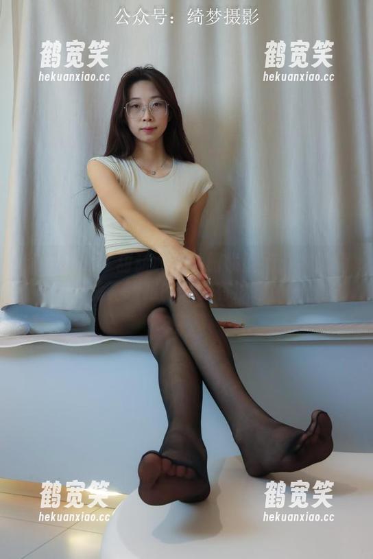 绮梦摄影-甜甜 绮梦摄影 - 甜甜和她的眼镜图集:被这俩货亮瞎眼的节奏有没有!