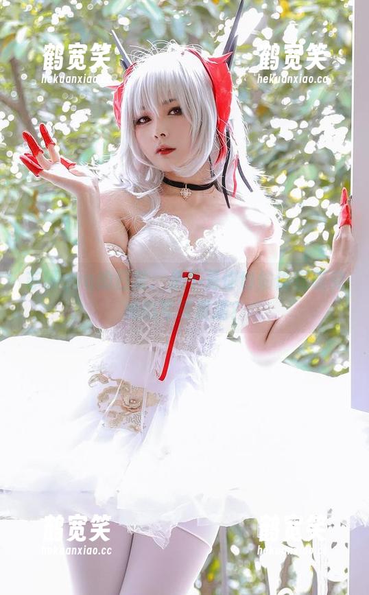 苏嫣qvq的日常：是不是你也偷偷在研究她的写真资源？