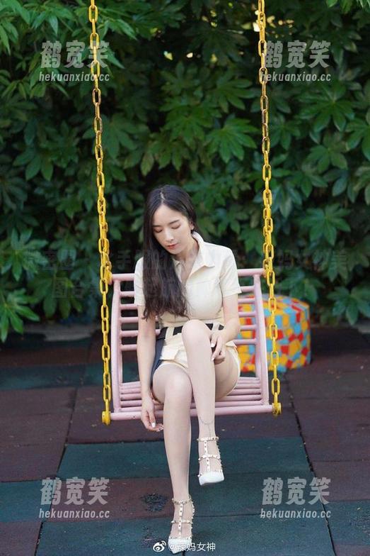 辣妈女神 微密圈 - 水手服的治愈力量:辣妈女神美图合集,艘起航的帅气不在话下!