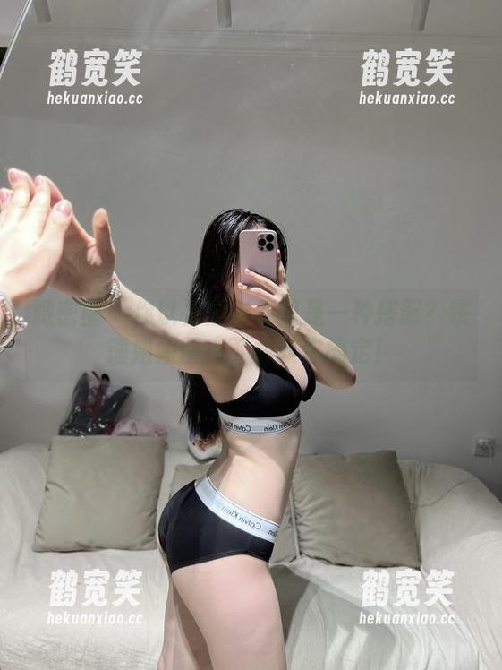 铁锤姐姐 微密圈 - 你以为黑与红只是一种搭配?铁锤姐姐图库下载教你搞定!