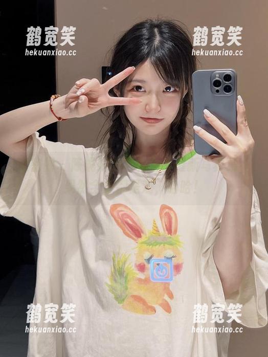 陈妮妮UNI 微密圈 - 陈妮妮UNI兔女郎最新写真集,果然全身都是戏,哈哈!
