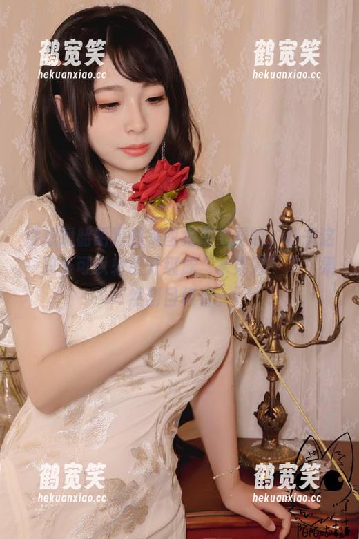 韶陌陌 没想到韶陌陌的美图竟是免费的,秘书这一职务可以轻松升级成“水果刀”了,果然刮目相看。